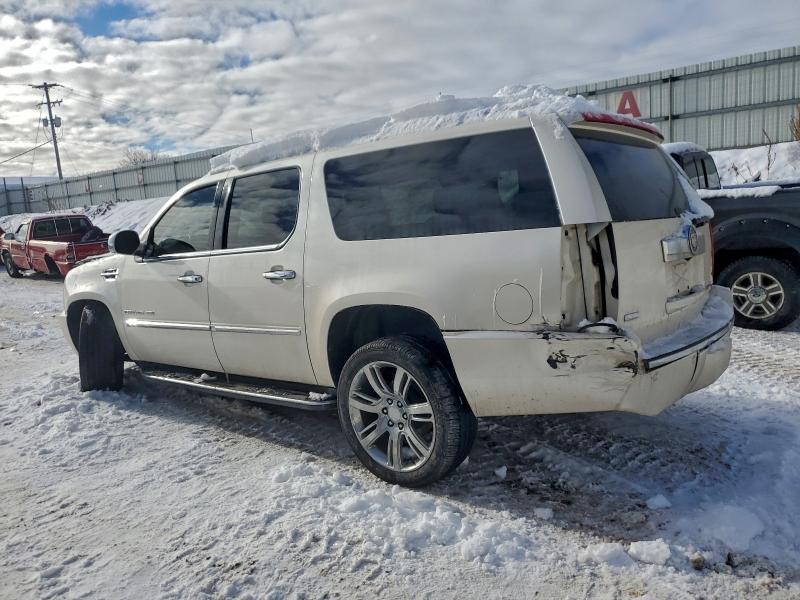 Photo 2 from auction – 2012 CADILLAC ESCALADE E with VIN 1GYS4HEF6CR285399