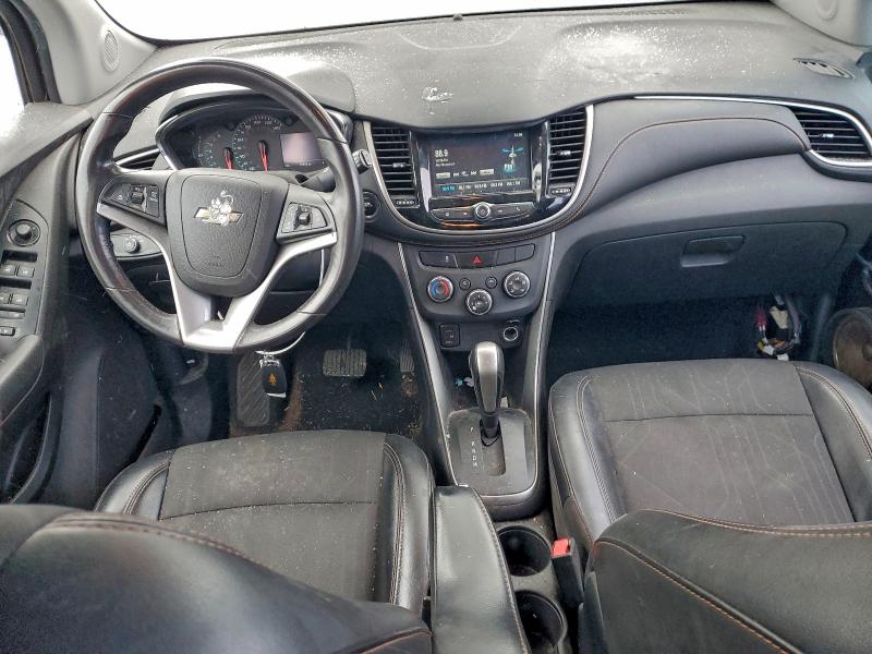 Photo 8 from auction – 2017 CHEVROLET TRAX 1LT with VIN 3GNCJPSBXHL180367