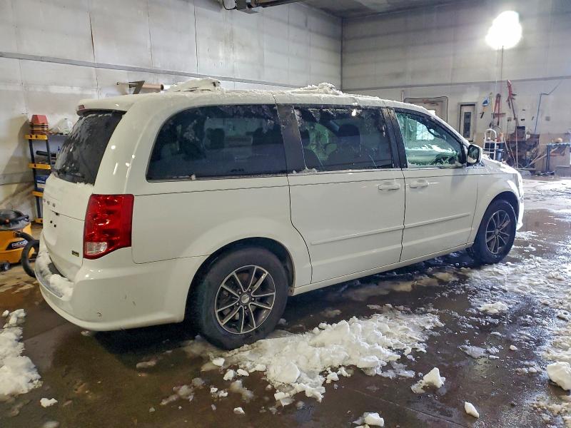 Photo 3 from auction – 2017 DODGE GRAND CARA with VIN 2C4RDGBG5HR772283