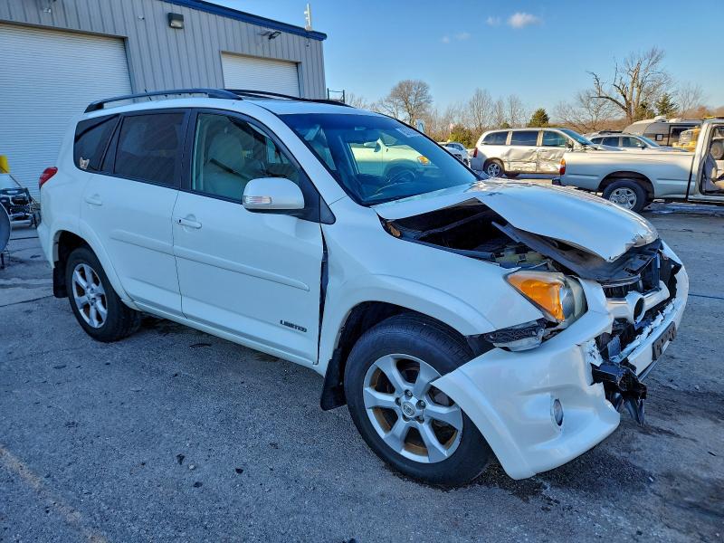 Photo 4 from auction – 2011 TOYOTA RAV4 LIMIT with VIN 2T3DF4DV6BW160590