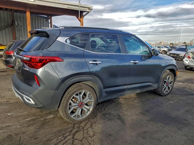 Photo 3 from auction – 2021 KIA SELTOS SX with VIN KNDETCA27M7109664