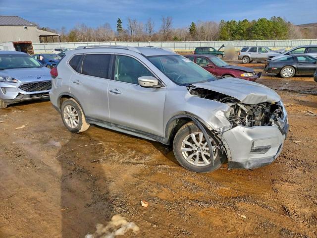 Photo 4 from auction – 2019 NISSAN ROGUE S with VIN KNMAT2MT7KP537745