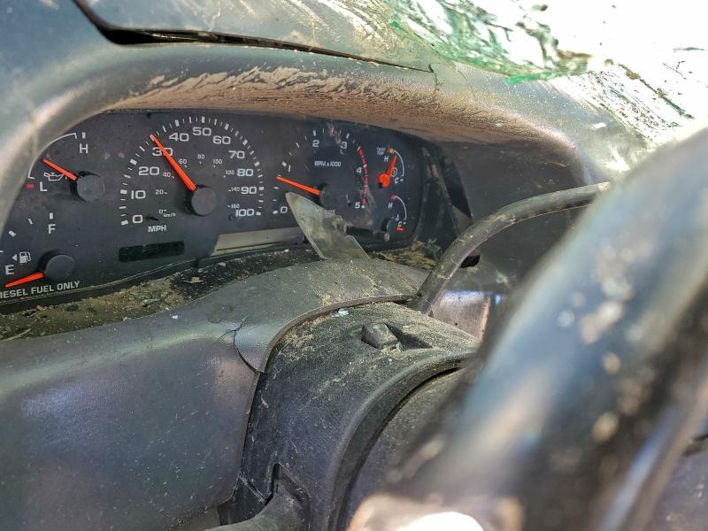 Photo 9 from auction – 2002 FORD F250 with VIN 1FTNW21F62EA90070