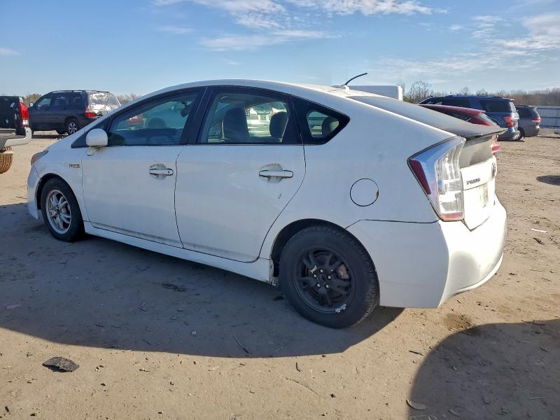 صورة رقم 2 من المزاد - 2011 TOYOTA PRIUS مع VIN JTDKN3DU8B1355696