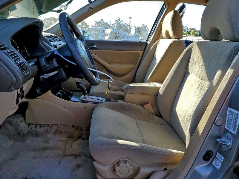 Photo 7 from auction – 2003 HONDA CIVIC LX with VIN 2HGES16513H578067