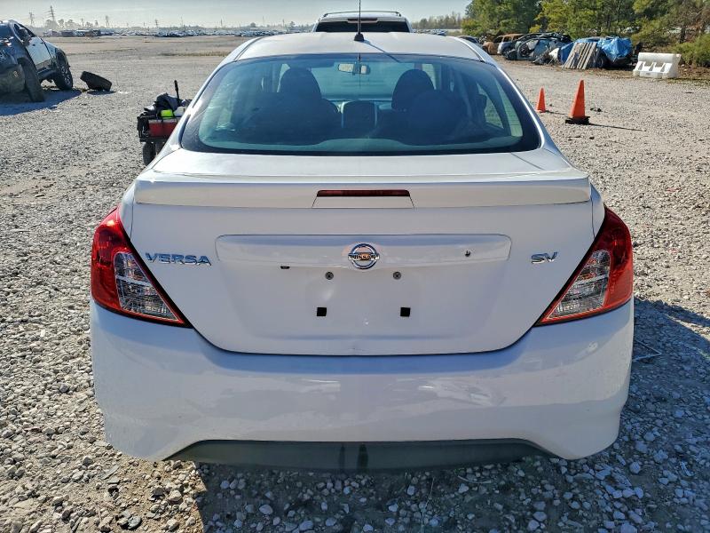 Photo 6 from auction – 2019 NISSAN VERSA S with VIN 3N1CN7AP2KL859621