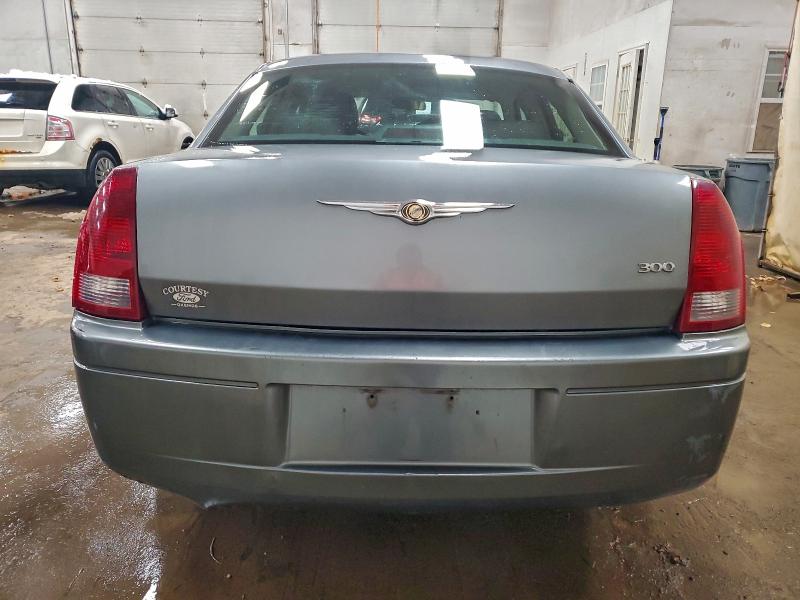 Photo 6 from auction – 2007 CHRYSLER 300 with VIN 2C3KA43R87H788396