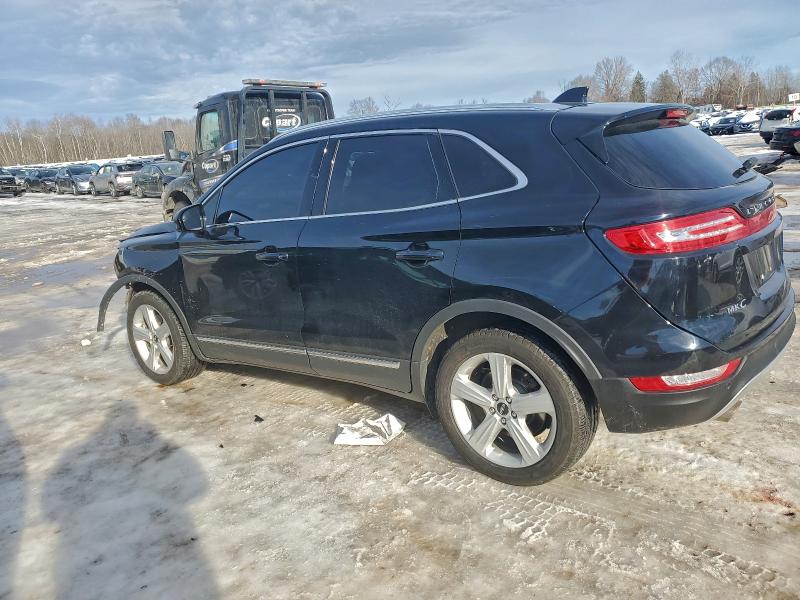 Photo 2 from auction – 2017 LINCOLN MKC PREMIE with VIN 5LMCJ1C92HUL20489