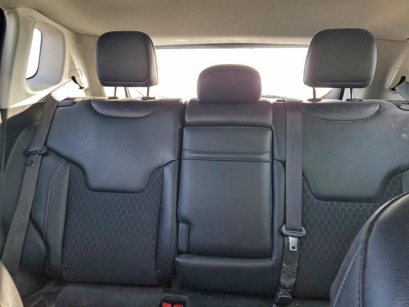Photo 10 from auction – 2018 JEEP COMPASS with VIN 3C4NJDBB1JT314608