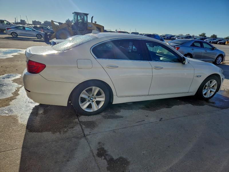 Photo 3 from auction – 2011 BMW 528 with VIN WBAFR1C5XBC743521