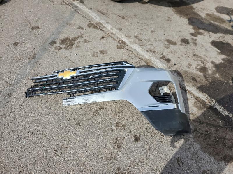 Photo 13 from auction – 2022 CHEVROLET TRAVERSE L with VIN 1GNERGKW9NJ102198