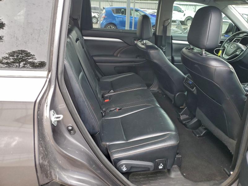 Zdjęcie 11 z aukcji – 2015 TOYOTA HIGHLANDER z VIN 5TDKKRFH9FS109874