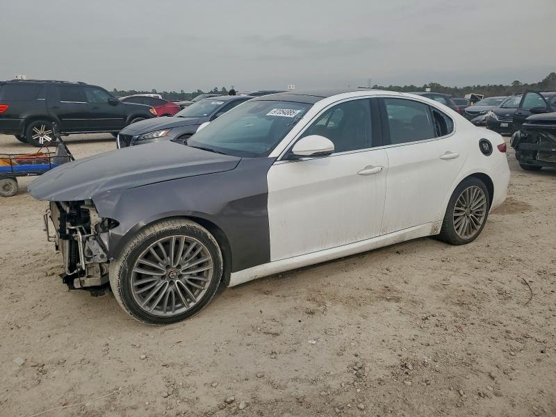 ALFA ROMEO GIULIA TI 2017 with VIN ZARFAECNXH7555624 - Photo from auction