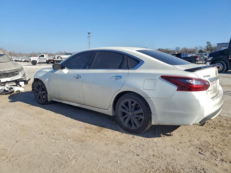 Photo 2 from auction – 2017 NISSAN ALTIMA 2.5 with VIN 1N4AL3AP3HC472878