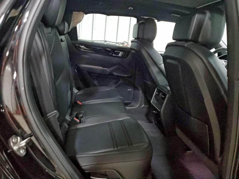 Photo 11 from auction – 2021 PORSCHE CAYENNE with VIN WP1AA2AYXMDA06256