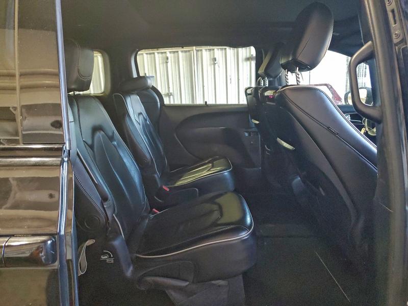 Photo 11 from auction – 2018 CHRYSLER PACIFICA L with VIN 2C4RC1GG9JR260007