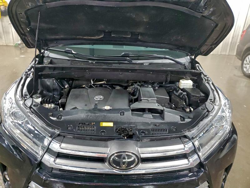 Photo 12 from auction – 2019 TOYOTA HIGHLANDER with VIN 5TDDZRFH3KS993194