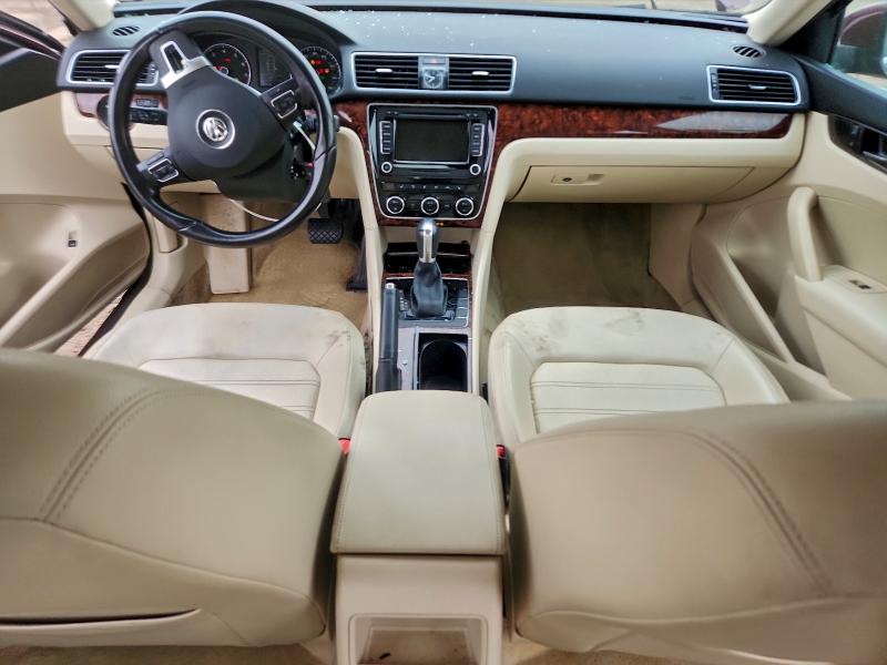 Photo 8 from auction – 2012 VOLKSWAGEN PASSAT SEL with VIN 1VWCP7A33CC035576