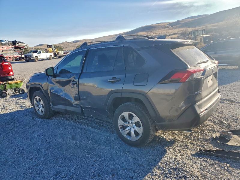 Photo 2 from auction – 2019 TOYOTA RAV4 LE with VIN 2T3F1RFV7KW039651