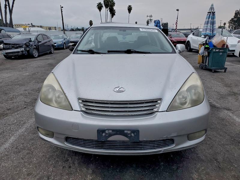 Photo 5 from auction – 2002 LEXUS ES 300 with VIN JTHBF30G820059000