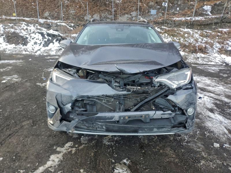 Photo 5 from auction – 2018 TOYOTA RAV4 ADVEN with VIN JTMRFREV1JJ203554