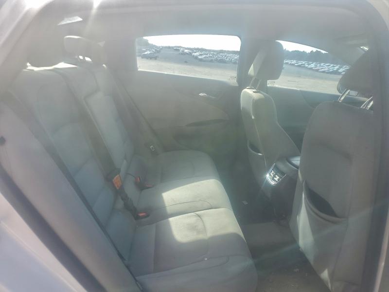 Photo 10 from auction – 2017 CHEVROLET MALIBU LT with VIN 1G1ZE5ST0HF116796