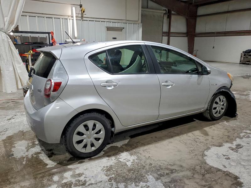 Photo 3 from auction – 2012 TOYOTA PRIUS C with VIN JTDKDTB35C1014545