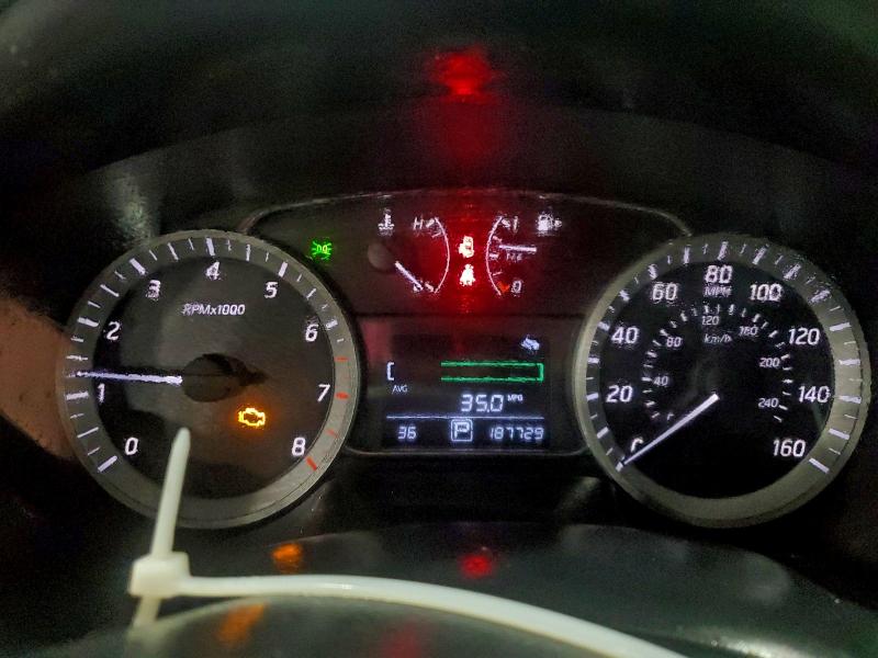 Photo 9 from auction – 2014 NISSAN SENTRA S with VIN 3N1AB7AP8EL648217