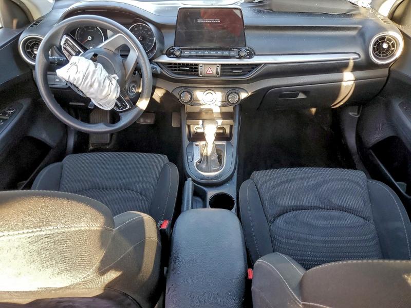 Photo 8 from auction – 2021 KIA FORTE with VIN 3KPF24ADXME405969
