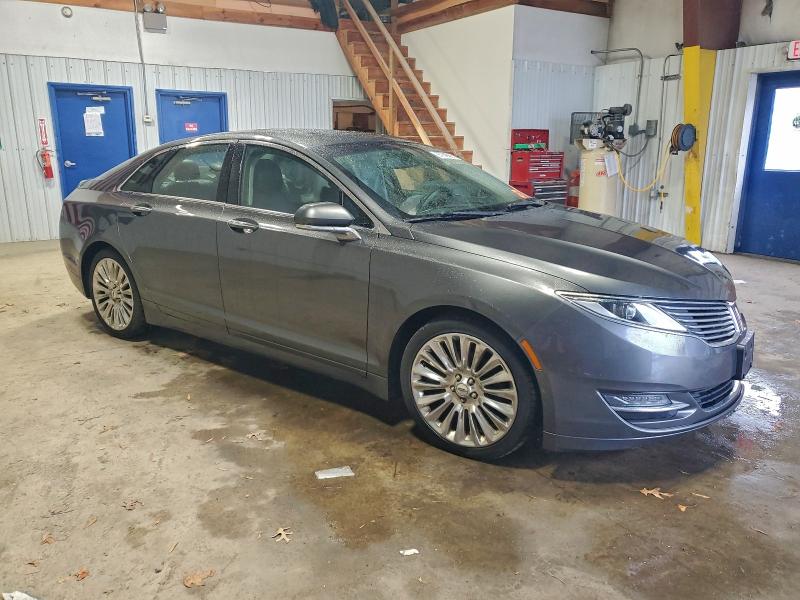Photo 4 from auction – 2016 LINCOLN MKZ with VIN 3LN6L2J9XGR610472