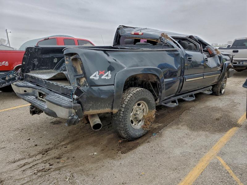 Photo 3 from auction – 2004 CHEVROLET SILVERADO with VIN 1GCHK23174F142703