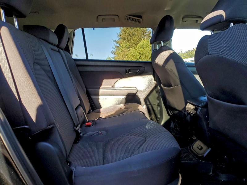 Photo 11 from auction – 2021 TOYOTA HIGHLANDER with VIN 5TDBZRBH4MS113281