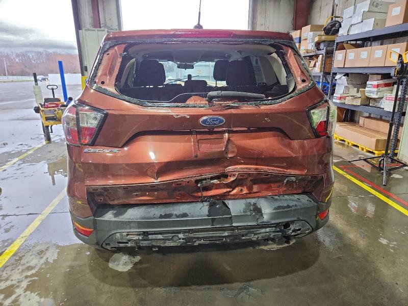 Photo 6 from auction – 2018 FORD ESCAPE S with VIN 1FMCU0F77JUA27644