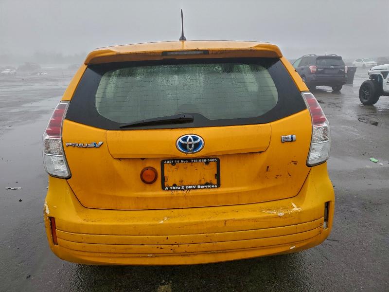 Photo 6 from auction – 2015 TOYOTA PRIUS V with VIN JTDZN3EU9FJ016786