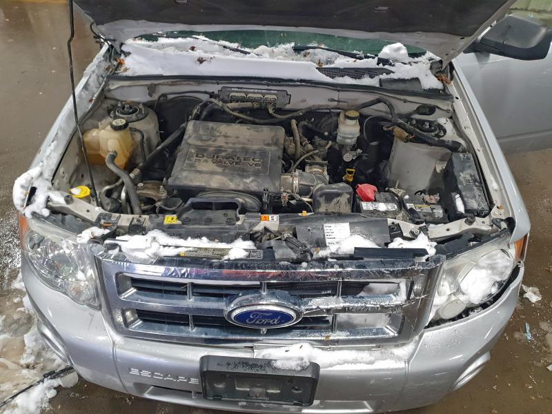 Photo 12 from auction – 2010 FORD ESCAPE XLT with VIN 1FMCU9DG7AKC31377
