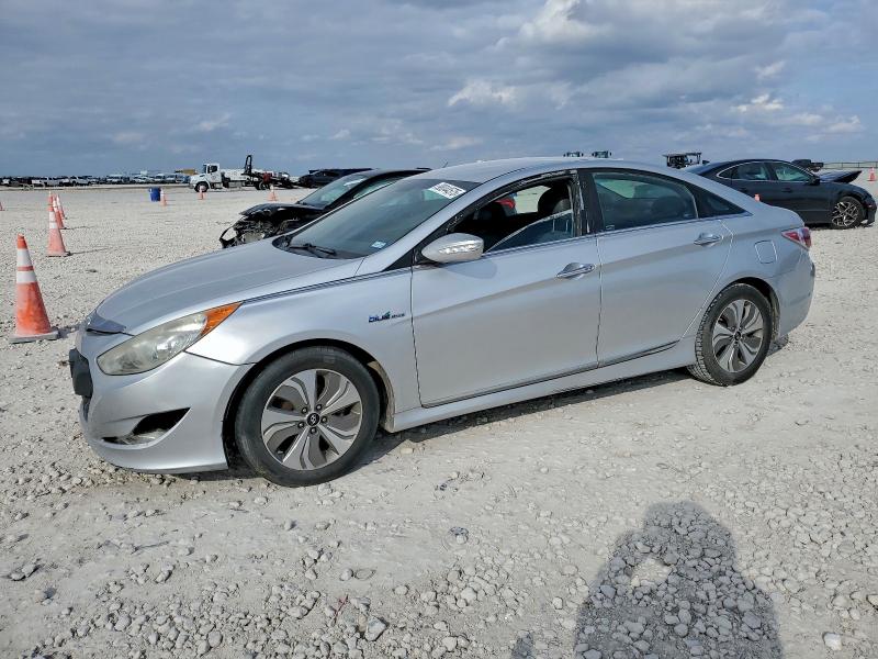 HYUNDAI SONATA HYB 2013 with VIN KMHEC4A43DA098975 - Photo from auction