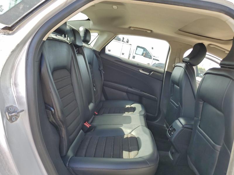 Photo 10 from auction – 2018 FORD FUSION with VIN 3FA6P0LU2JR207274