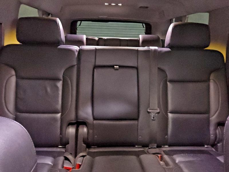 Photo 10 from auction – 2019 CHEVROLET SUBURBAN C with VIN 1GNSCHKC3KR164449