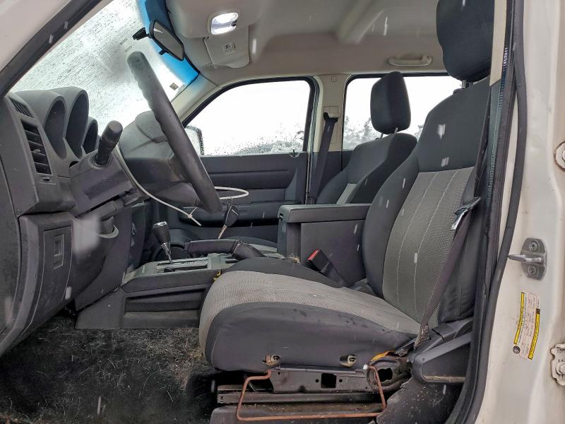 Photo 7 from auction – 2008 DODGE NITRO SXT with VIN 1D8GU28K68W185475