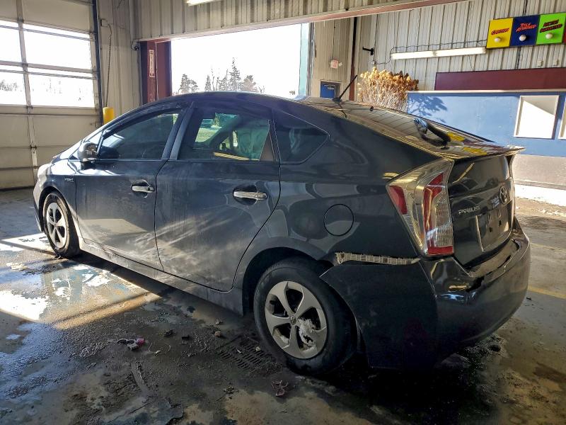 Photo 2 from auction – 2015 TOYOTA PRIUS with VIN JTDKN3DU0F0419676