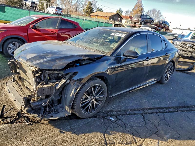 TOYOTA CAMRY SE 2021 with VIN 4T1S31AK2MU566533 - Photo from auction