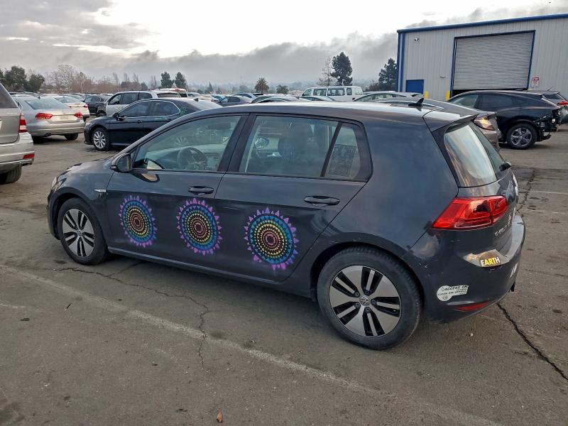 Photo 2 from auction – 2015 VOLKSWAGEN E-GOLF SEL with VIN WVWPP7AU5FW908910