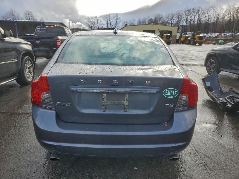 Photo 6 from auction – 2011 VOLVO S40 with VIN YV1672MS6B2535476