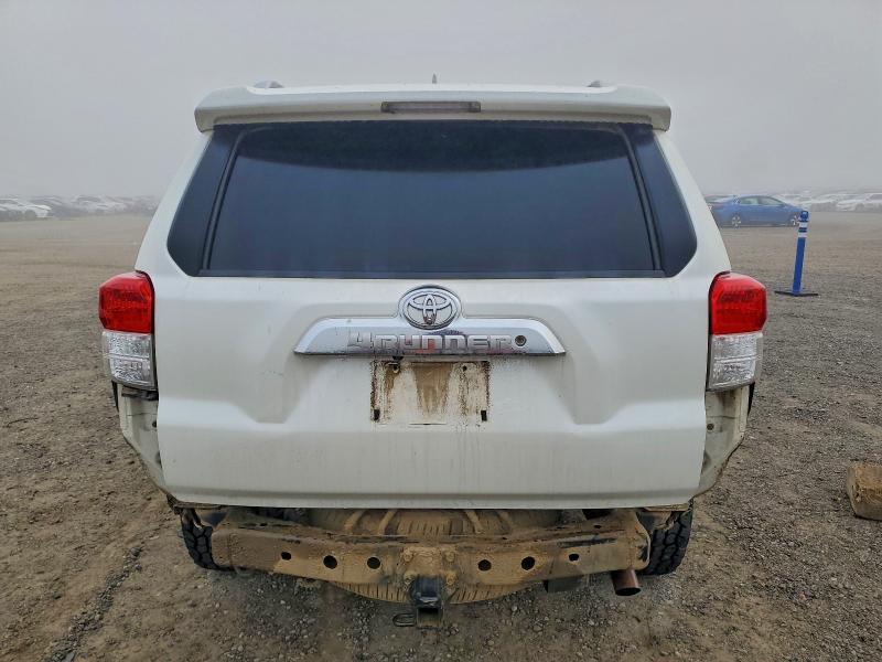 Photo 6 from auction – 2011 TOYOTA 4RUNNER SR with VIN JTEBU5JRXB5055094
