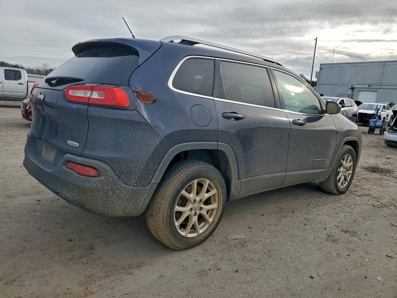 Photo 3 from auction – 2015 JEEP CHEROKEE L with VIN 1C4PJMCB2FW564383