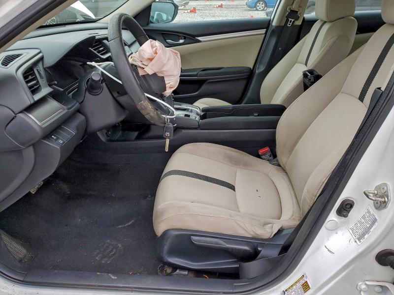 Photo 7 from auction – 2017 HONDA CIVIC LX with VIN 19XFC2F52HE080484