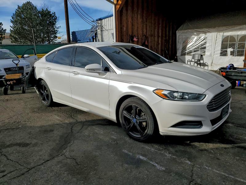 Photo 4 from auction – 2016 FORD FUSION SE with VIN 3FA6P0HD4GR165840