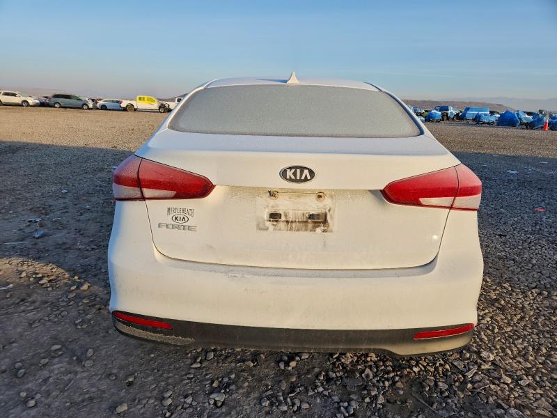 Photo 6 from auction – 2017 KIA FORTE LX with VIN 3KPFK4A76HE087686