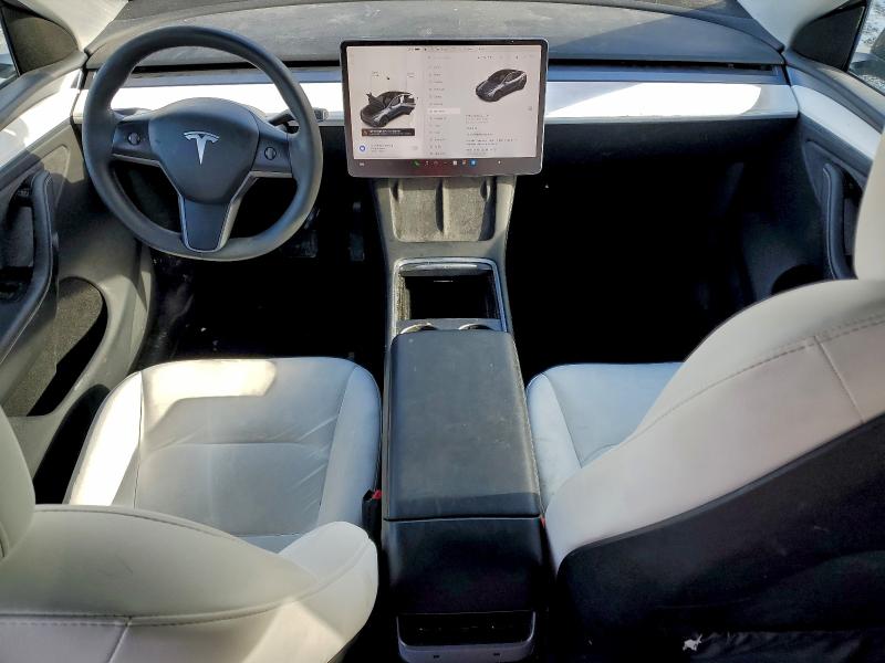 Photo 8 from auction – 2024 TESLA MODEL Y with VIN 7SAYGDEE8RA216655