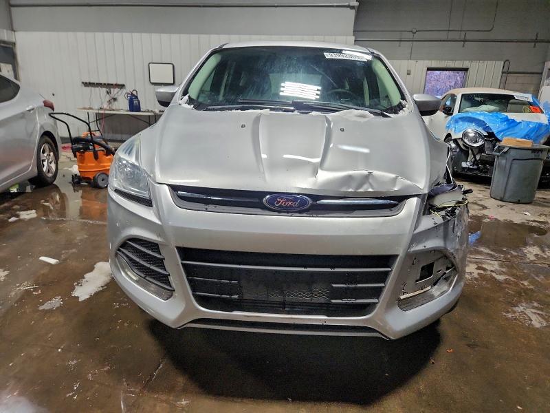 Photo 5 from auction – 2016 FORD ESCAPE SE with VIN 1FMCU9G95GUC45918